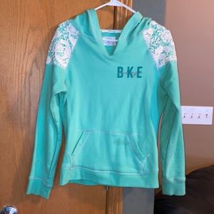 BKE lounge sweatshirt